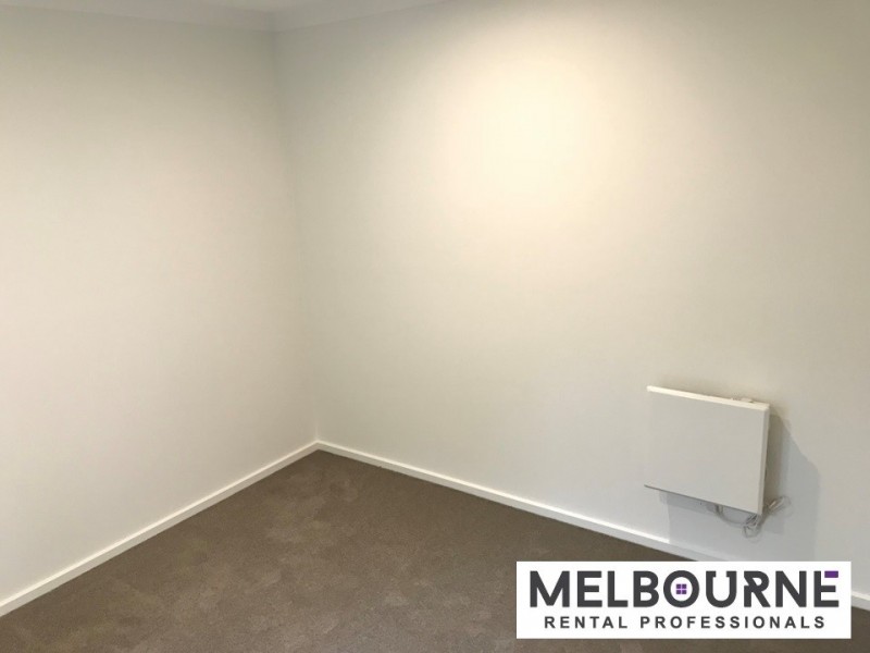 14 Nunkeri Court, Clyde North VIC 3978