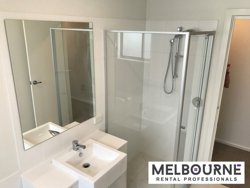 14 Nunkeri Court, Clyde North VIC 3978