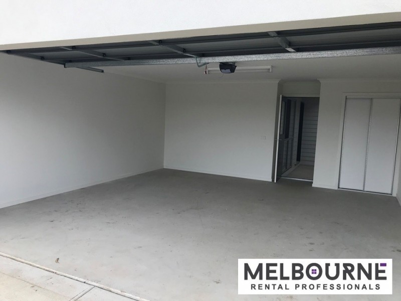 14 Nunkeri Court, Clyde North VIC 3978