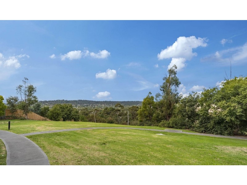 7 White Close, Lilydale VIC 3140
