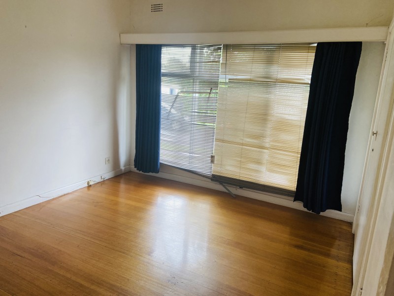 4 Meadow Crescent, Mount Waverley VIC 3149