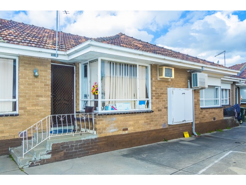 2/83 Mayne Street, Sunshine West VIC 3020