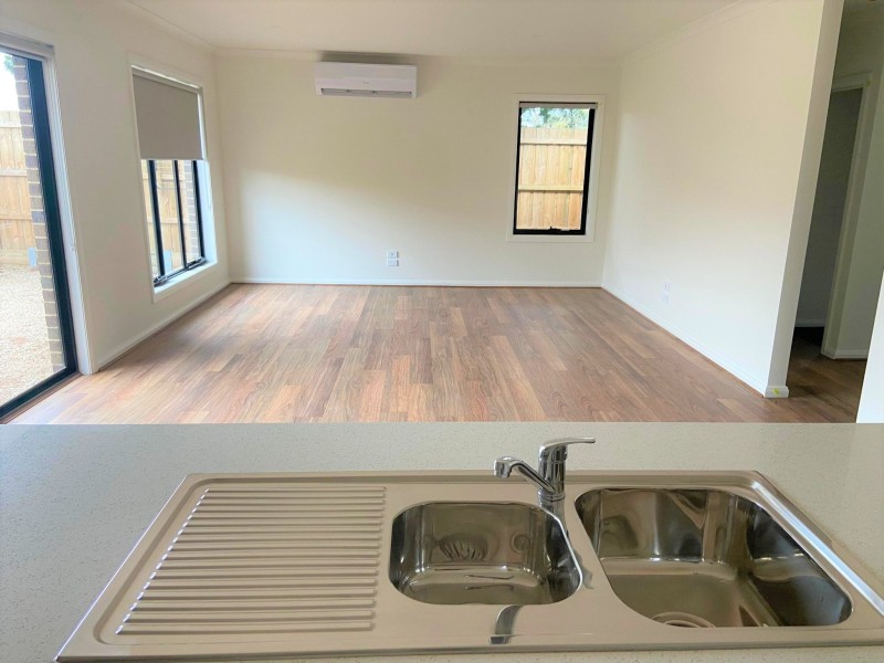 16/44 Coburns Road, Melton VIC 3337