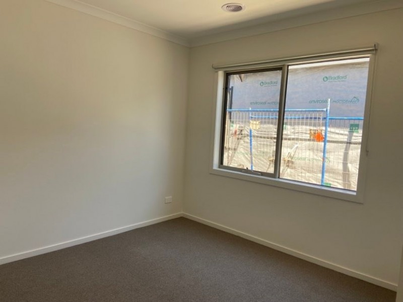 50 Vautier Avenue, Mickleham VIC 3064