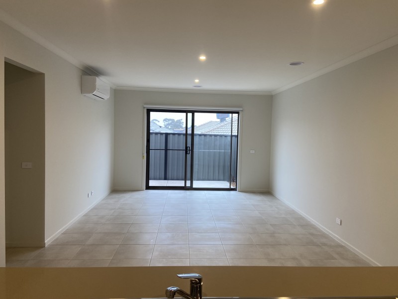 23 Bowenia Avenue, Craigieburn VIC 3064