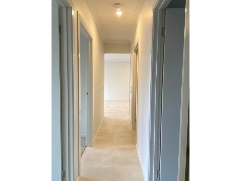 23 Bowenia Avenue, Craigieburn VIC 3064