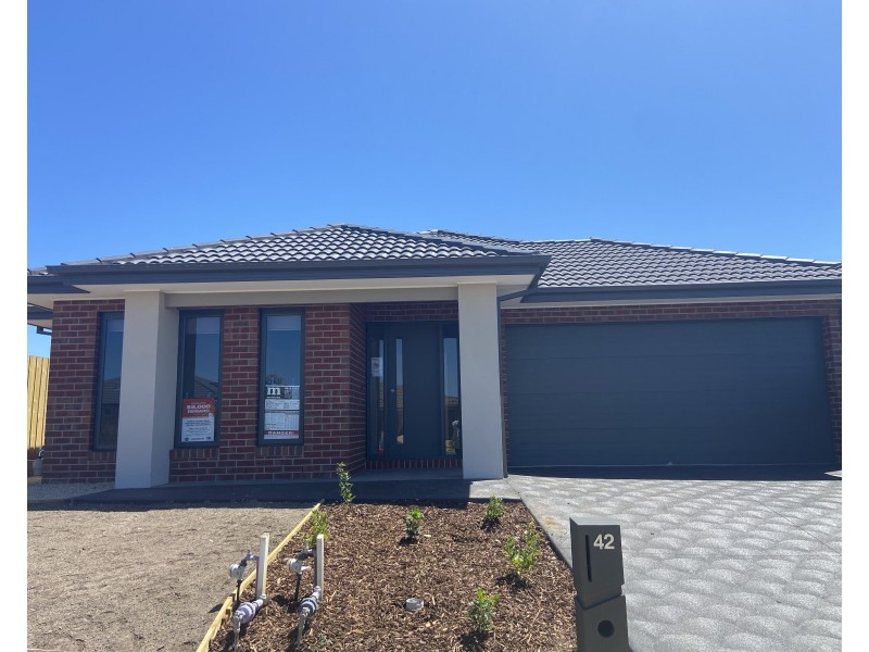 42 Harper Boulevard, Mount Duneed VIC 3216