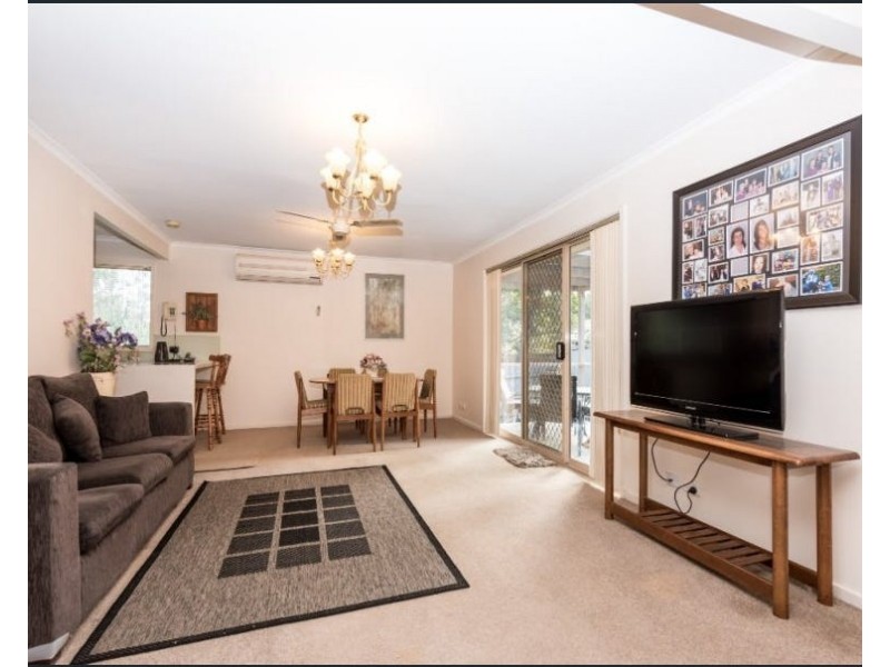 2/35 Hutton Avenue, Ferntree Gully VIC 3156