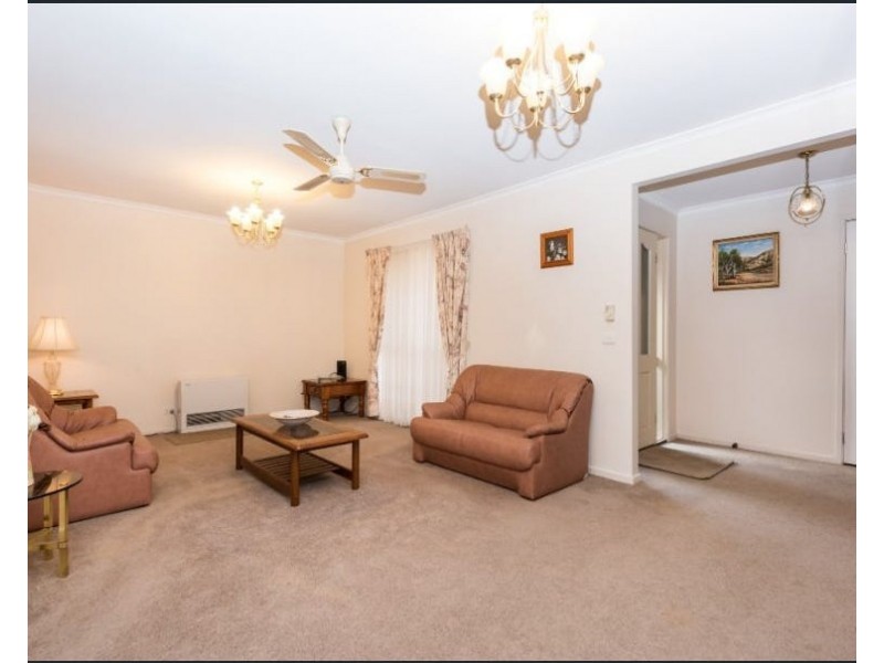 2/35 Hutton Avenue, Ferntree Gully VIC 3156