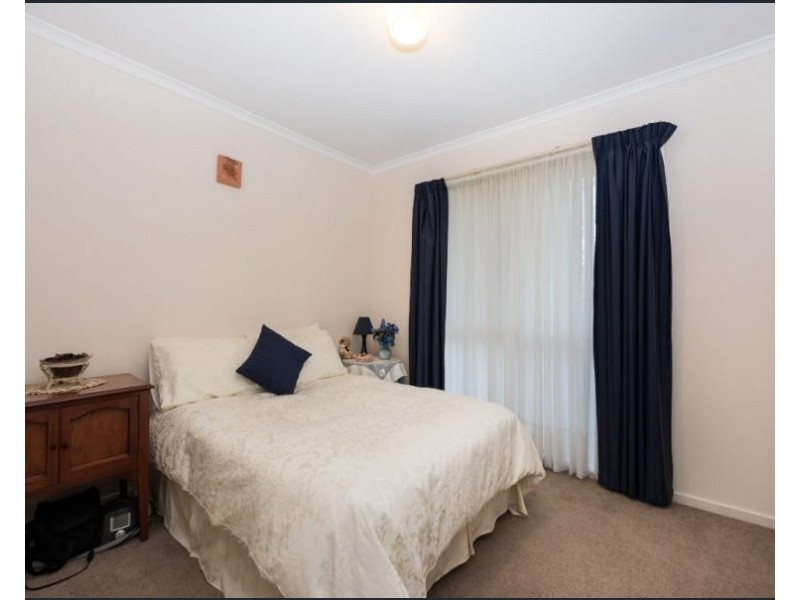 2/35 Hutton Avenue, Ferntree Gully VIC 3156