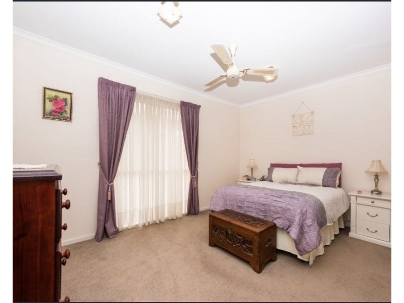 2/35 Hutton Avenue, Ferntree Gully VIC 3156