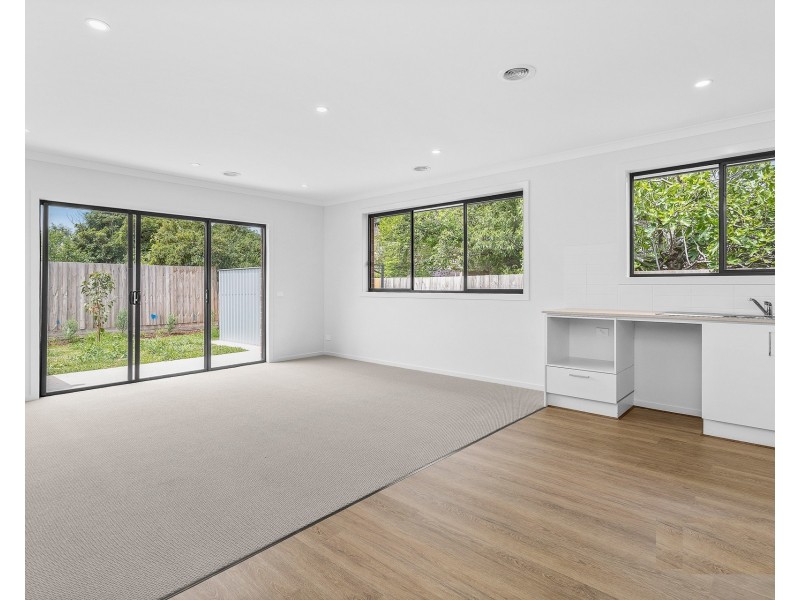 1/68 Duke Street, Braybrook VIC 3019