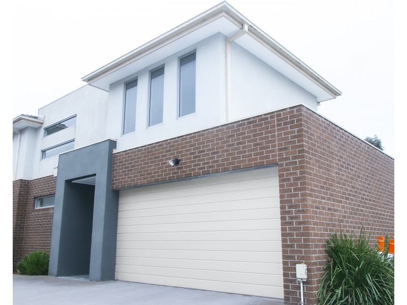 8/2 Marathon Boulevard, Craigieburn VIC 3064
