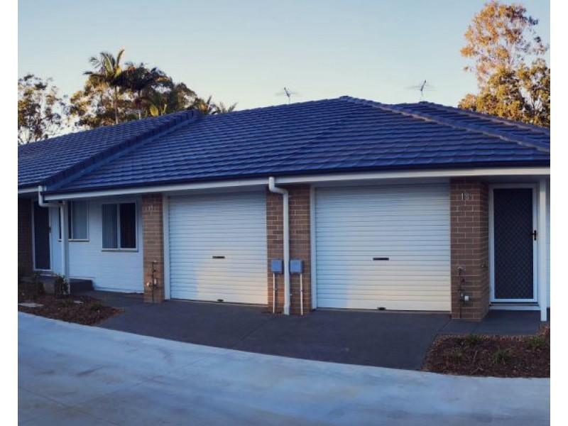 10 Bishop Street, Eagleby QLD 4207