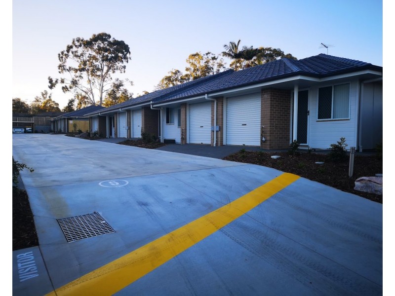 10 Bishop Street, Eagleby QLD 4207