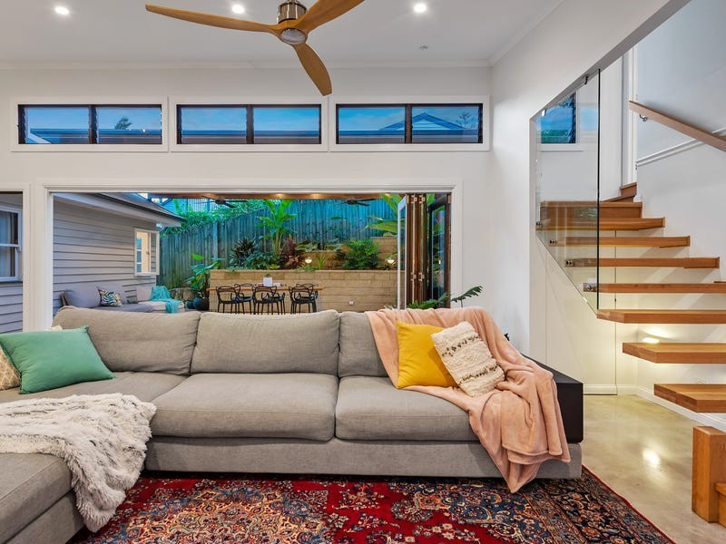 35 Barwood Street, Newmarket QLD 4051