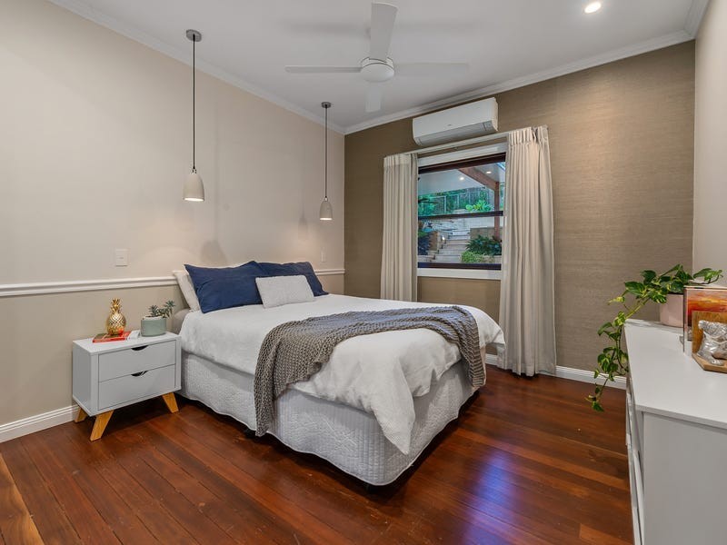 35 Barwood Street, Newmarket QLD 4051