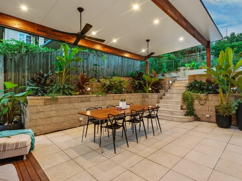 35 Barwood Street, Newmarket QLD 4051