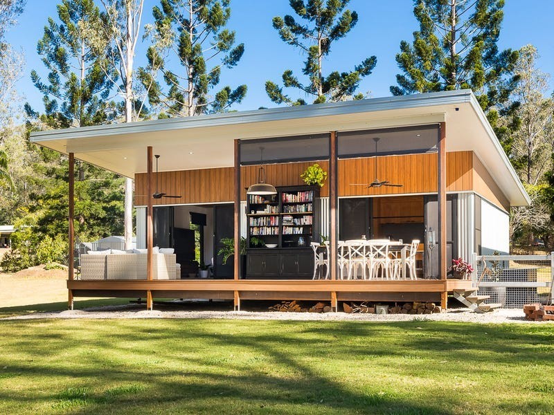 35 McLean Road South, Camp Mountain QLD 4520