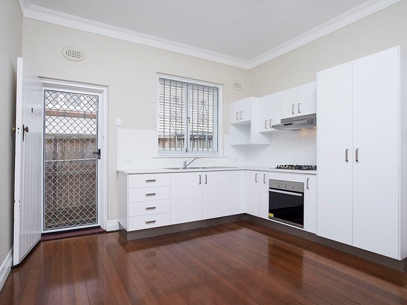 2/34 Llewellyn Street, New Farm QLD 4005