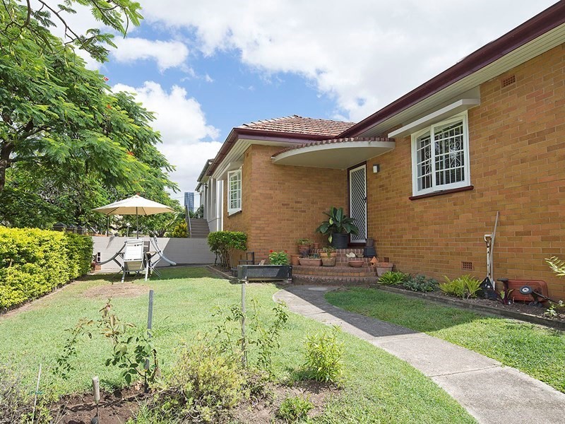 2/34 Llewellyn Street, New Farm QLD 4005