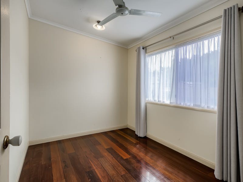 15 Venetia Street, Stafford Heights QLD 4053