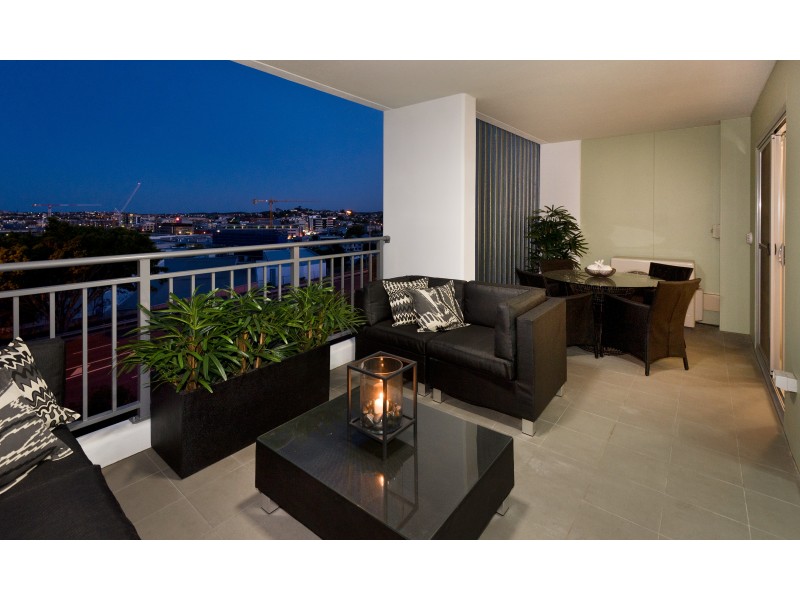 411/8 Hurworth Street, Bowen Hills QLD 4006