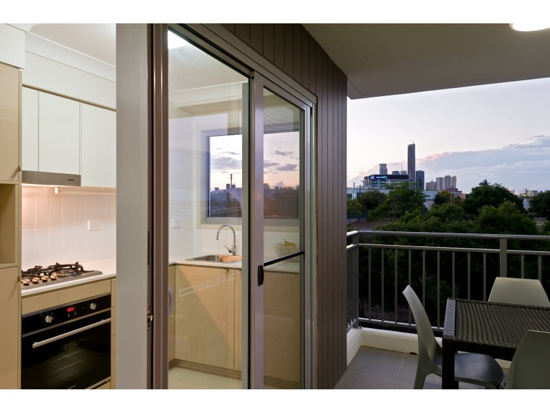 603/8 Hurworth Street, Bowen Hills QLD 4006