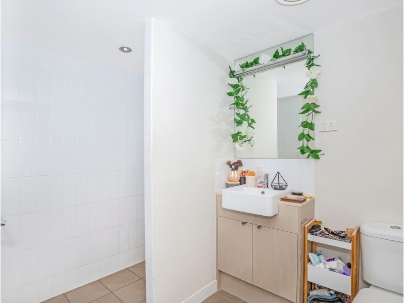 412/8 Hurworth Street, Bowen Hills QLD 4006