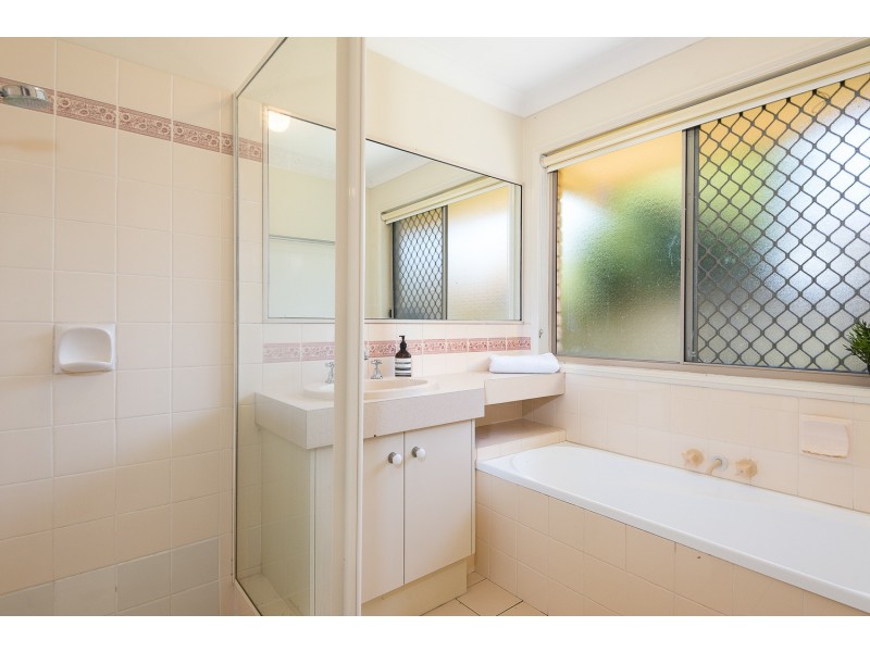 10 Saint Helena Place, Tingalpa QLD 4173