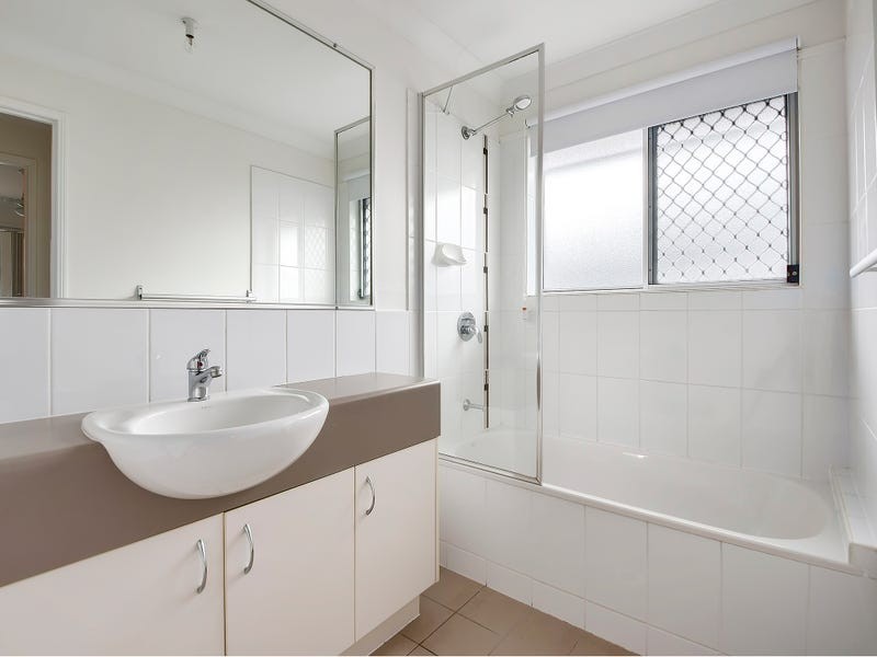 6 Freesia Close, Springfield Lakes QLD 4300