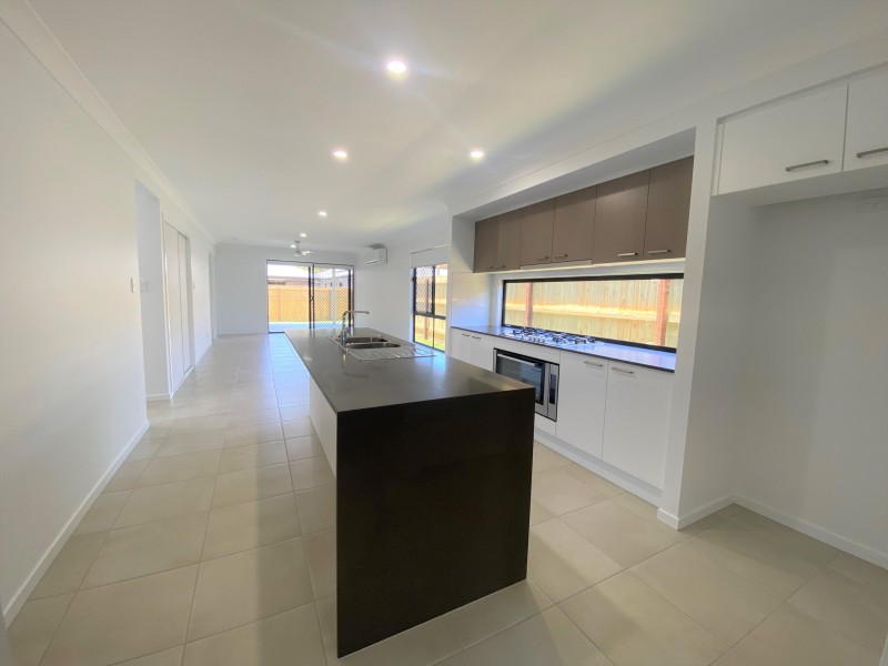 7 Mossman Place, South Maclean QLD 4280