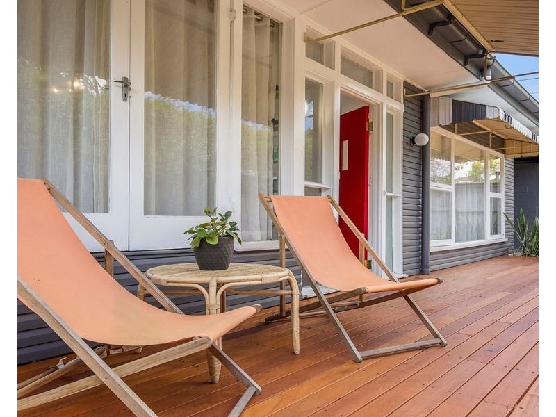 230 Chatsworth Road, Coorparoo QLD 4151