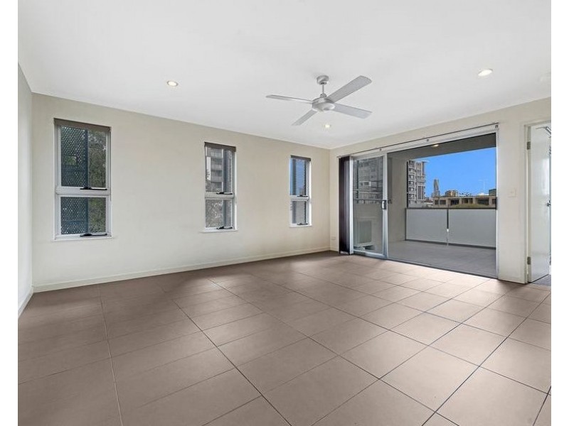 1402/67 Linton Street, Kangaroo Point QLD 4169