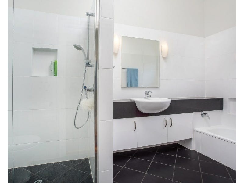 28 Sellheim Street, Grange QLD 4051