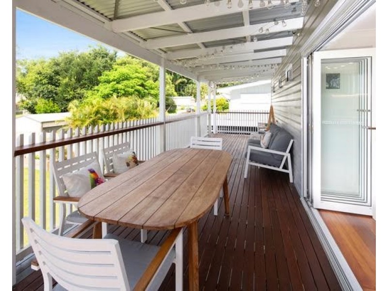 11 Venetia Street, Stafford Heights QLD 4053