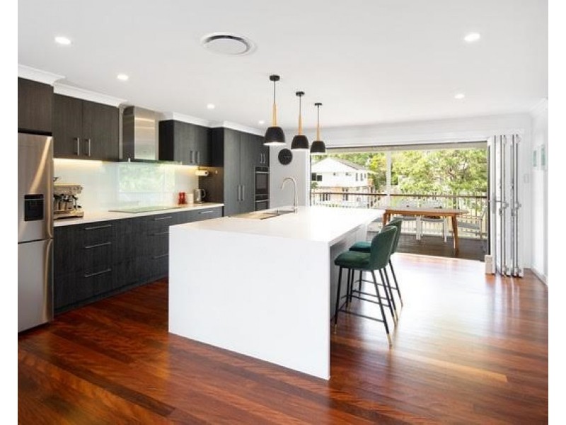 11 Venetia Street, Stafford Heights QLD 4053