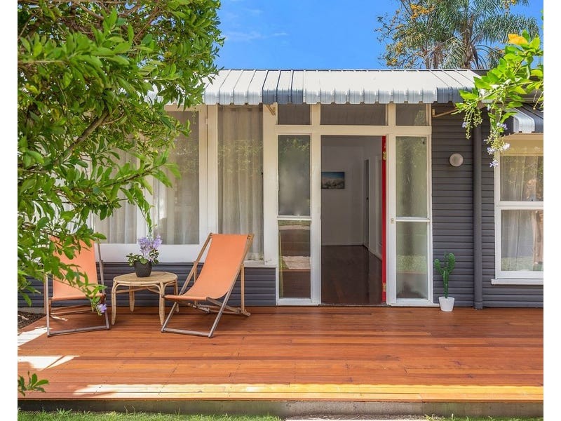 230 Chatsworth Road, Coorparoo QLD 4151