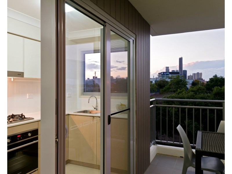 603/8 Hurworth Street, Bowen Hills QLD 4006