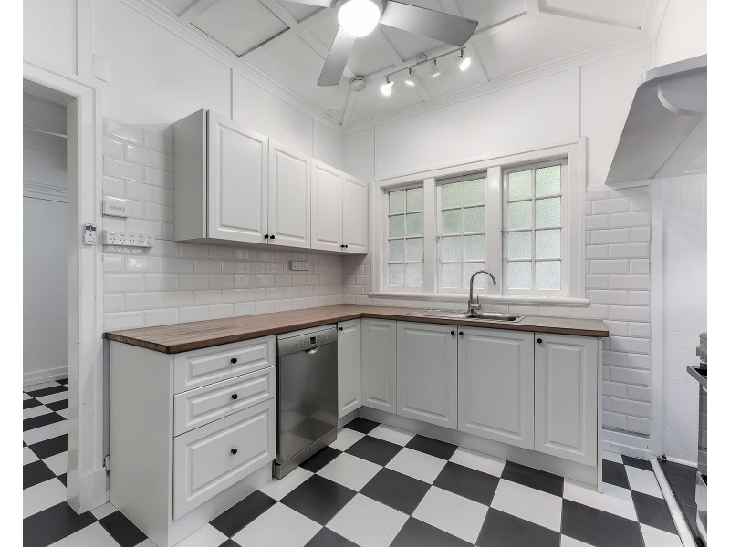 31 Gresham Street, East Brisbane QLD 4169