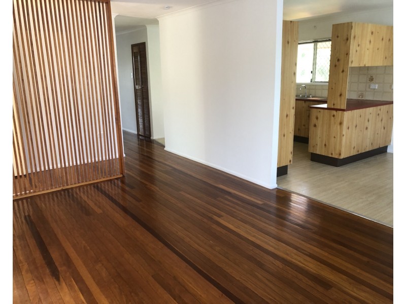 10 Koree Street, Carina QLD 4152