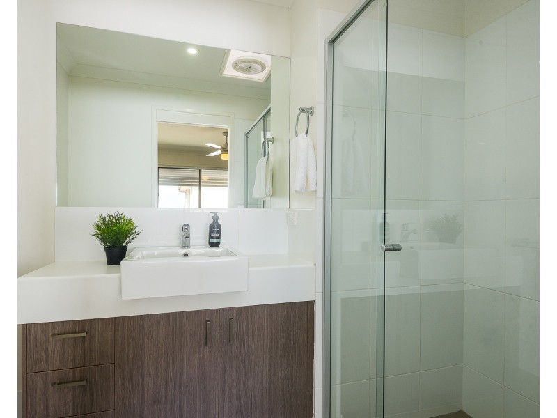 42/10 Radiant Street, Taigum QLD 4018