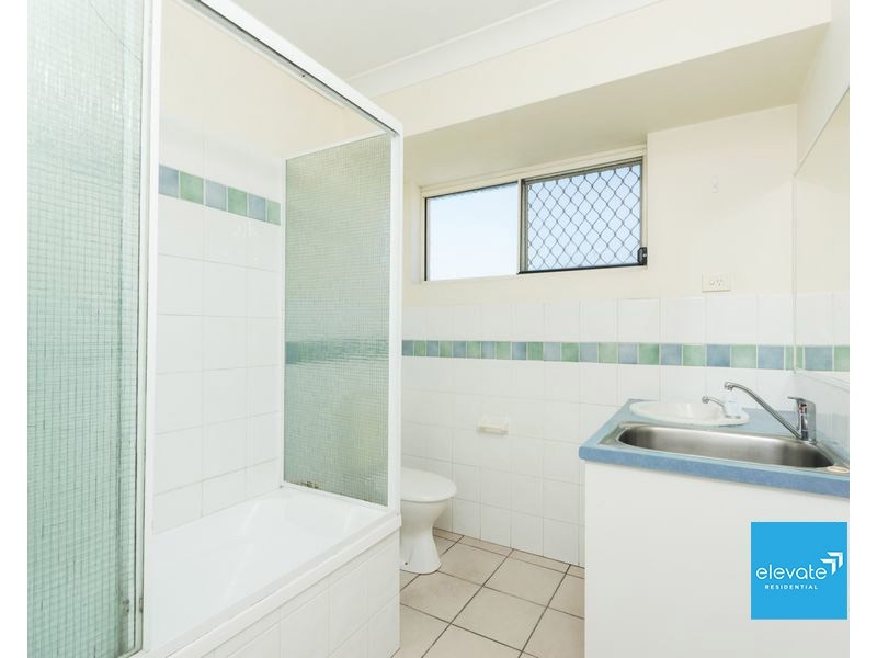 2/23 Cleveland Street, Greenslopes QLD 4120