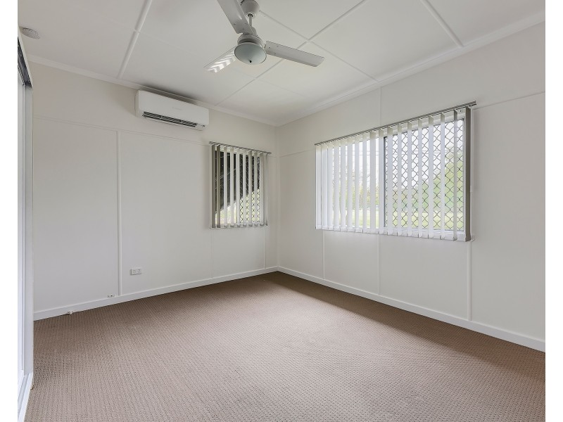 23 Fogarty Street, Stafford QLD 4053