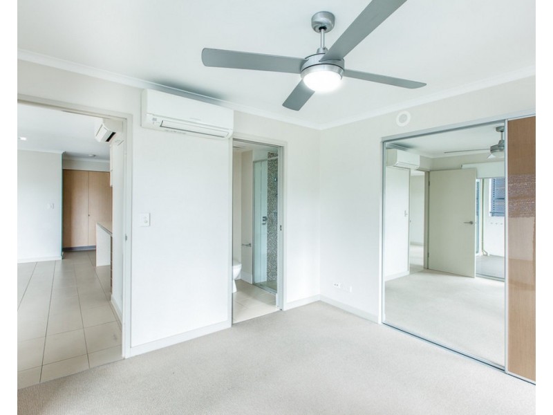 1401/67 Linton Street, Kangaroo Point QLD 4169