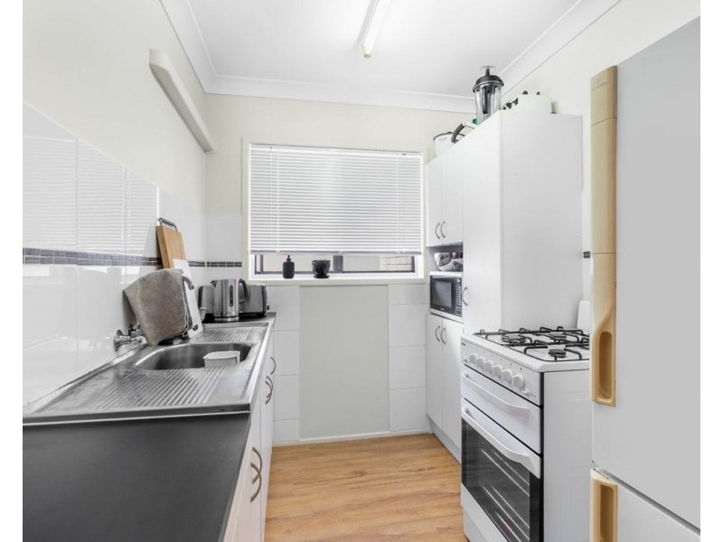 2/38 Victor Street, Holland Park QLD 4121