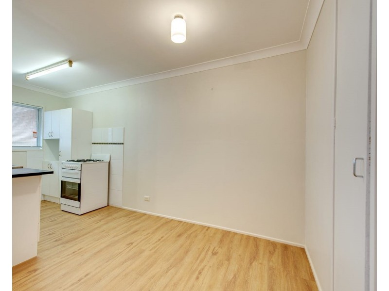 2/38 Victor Street, Holland Park QLD 4121