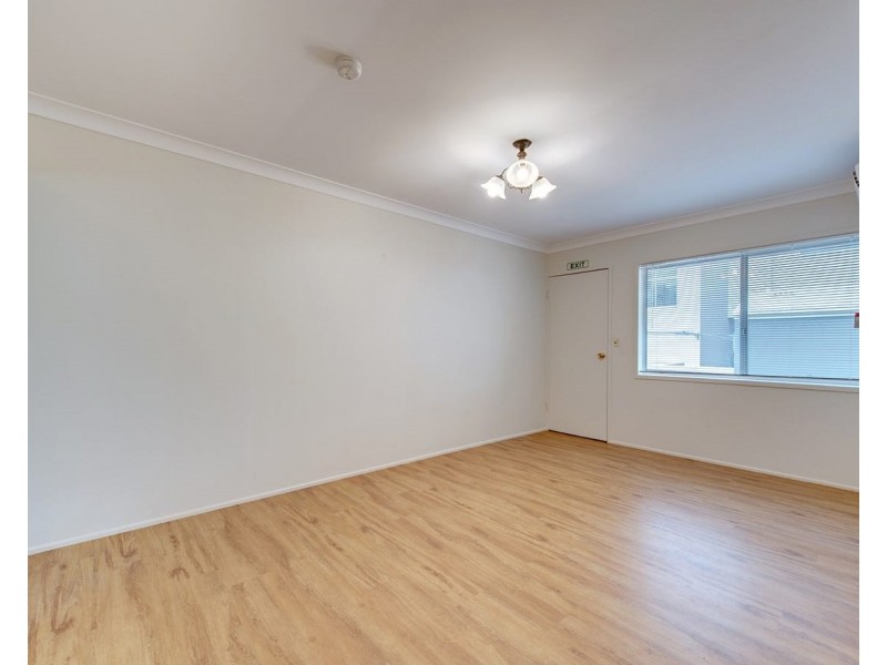 2/38 Victor Street, Holland Park QLD 4121