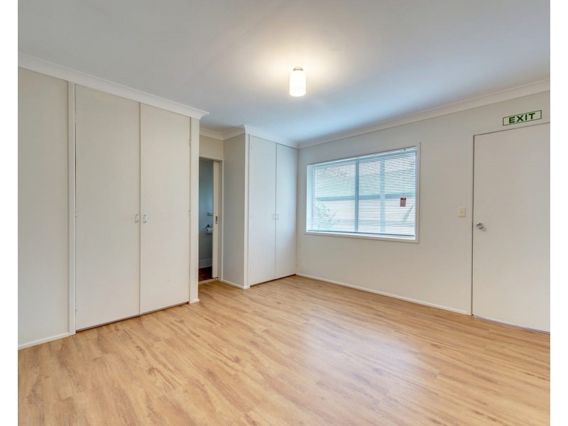 2/38 Victor Street, Holland Park QLD 4121