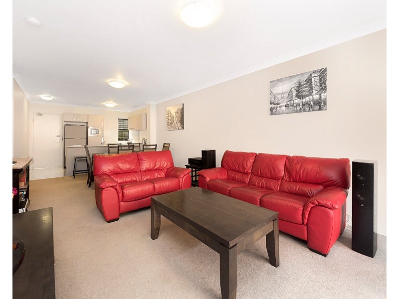 8/23 Potts Street, East Brisbane QLD 4169